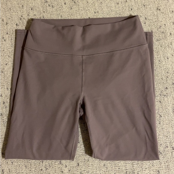 Fabletics Quarry Gray 7/8ths Powerhold High-Waisted Leggings - Picture 3 of 6